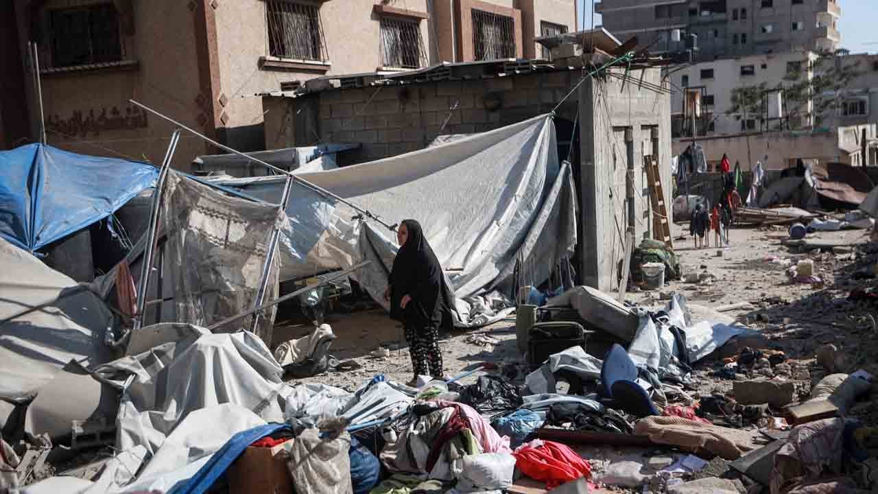 Foto - Gazze'de sivil katliamı sürüyor: Katil İsrail’in hava saldırısında biri çocuk 5 can kaybı!
