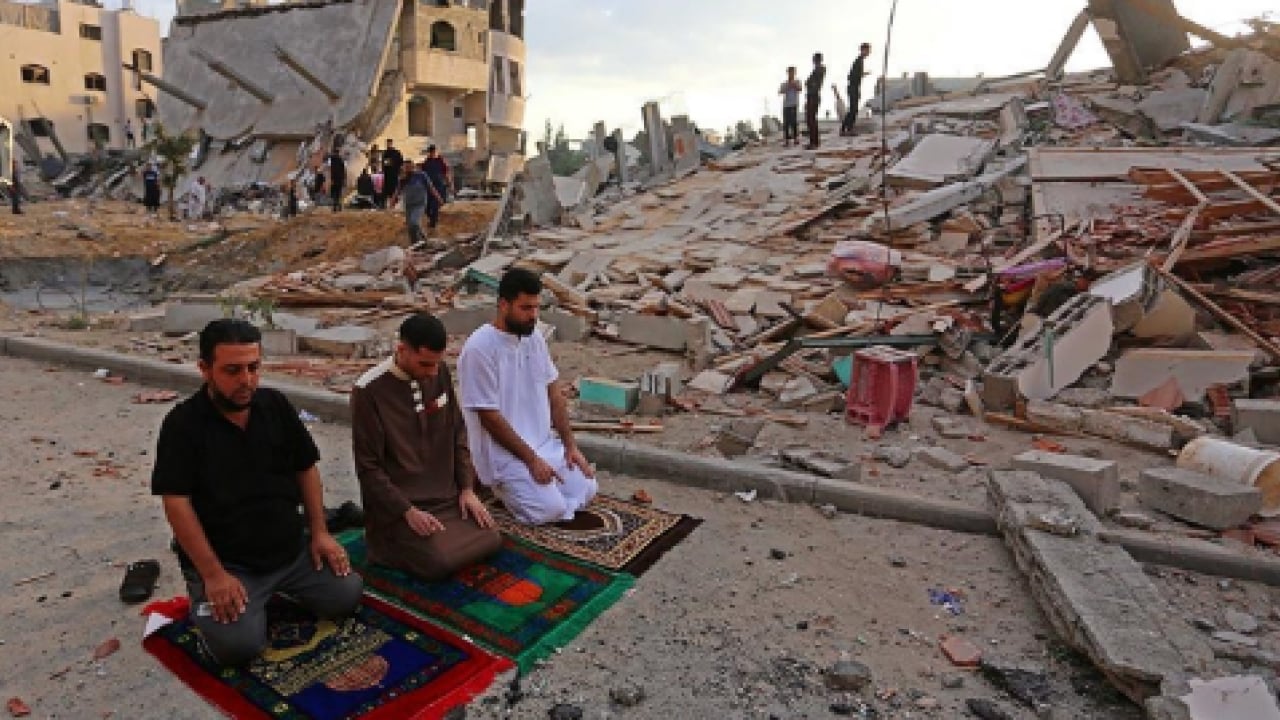Foto - Gazze'de yine bayram coşkusu yok: Siyonist soykırımı devam ediyor! Ölüm, açlık ve ilaçsızlık…