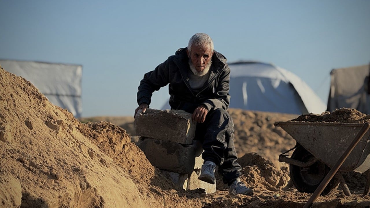 Foto - Gazzeli yaşlı mezarcı, 2 yılda 18 bin Filistinliyi toprağa verdi 'Gazze' toprağa gömüldü