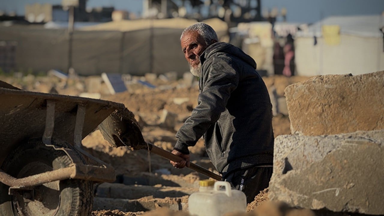 Foto - Gazzeli yaşlı mezarcı, 2 yılda 18 bin Filistinliyi toprağa verdi 'Gazze' toprağa gömüldü