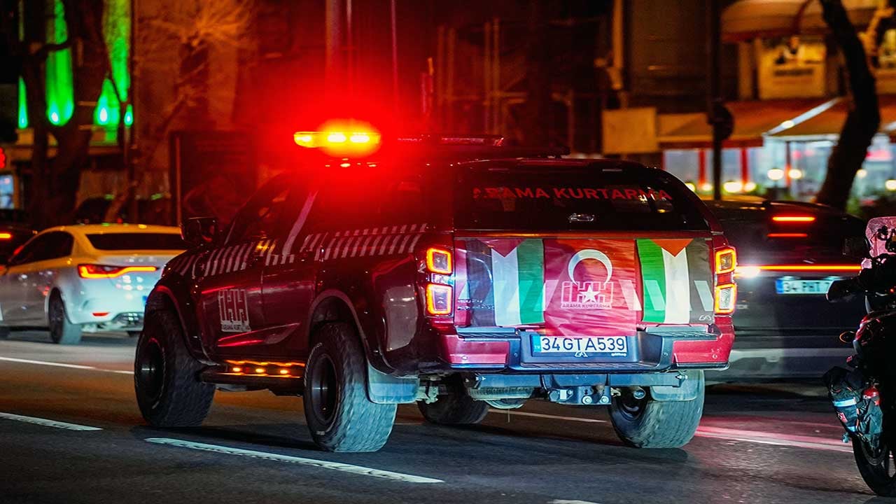 Foto - Gazze'ye destek için araçlar yollara döküldü