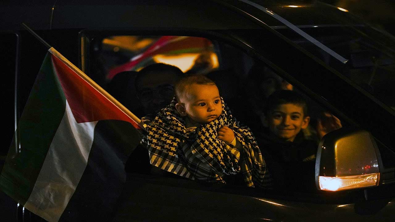 Foto - Gazze'ye destek için araçlar yollara döküldü