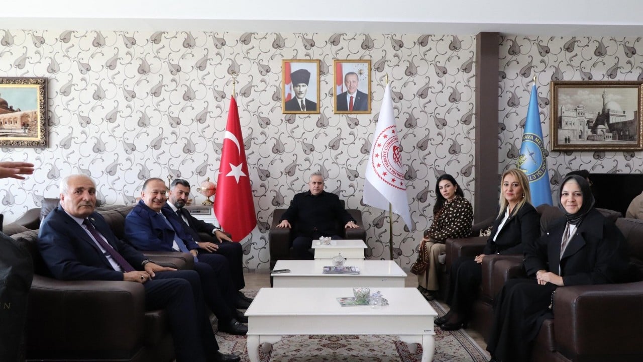 Foto - Gazze'ye yardım Türkiye eliyle de yapılacaktır! AK Parti Genel Başkan Yardımcısı Yalçın açıkladı