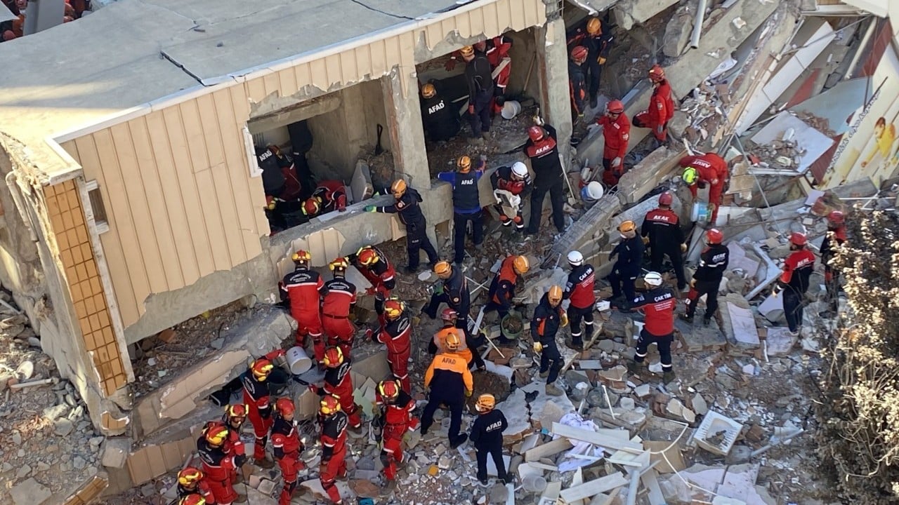 Foto - Gebze'de çöken 6 katlı bina böyle görüntülendi