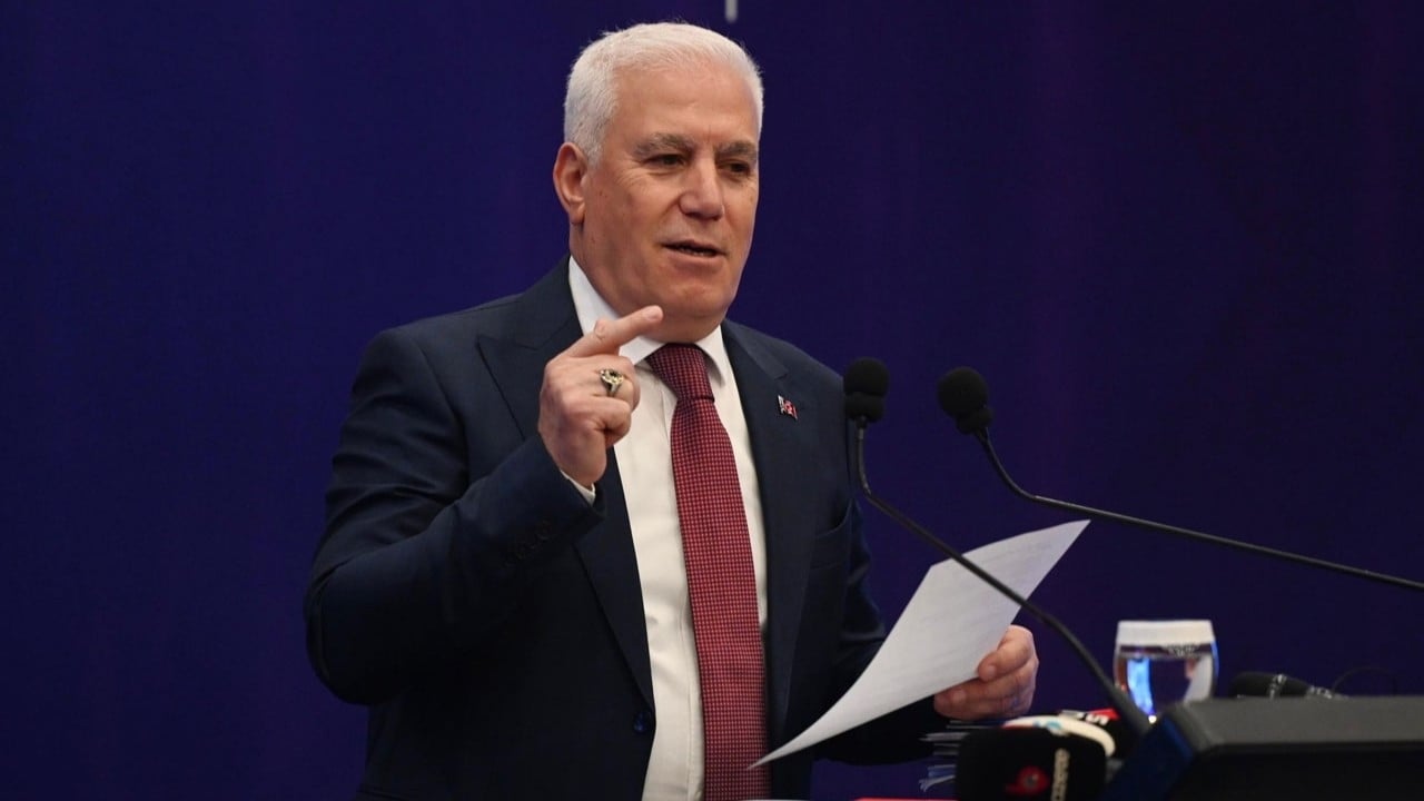 Foto - Gece yarısı gelen iddia kulisleri sallamıştı! AK Parti’ye geçeceği söylenen CHP’li büyükşehir belediye başkanından flaş paylaşım