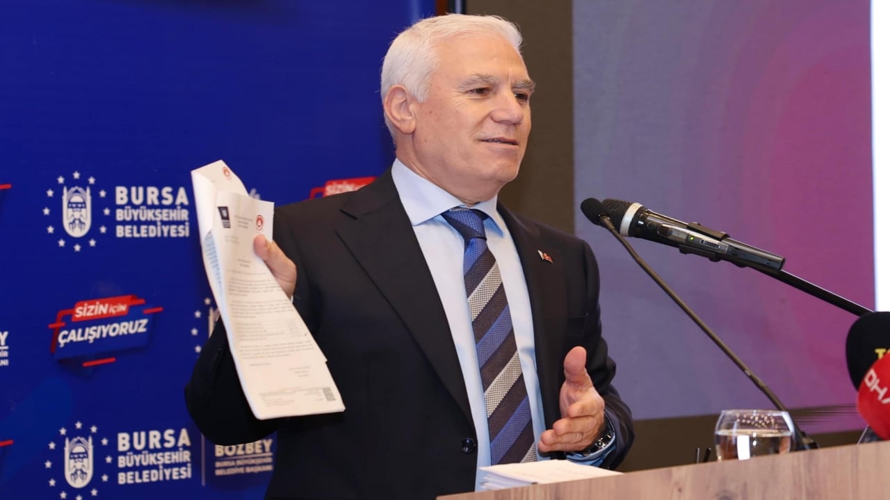 Foto - Gece yarısı gelen iddia kulisleri sallamıştı! AK Parti’ye geçeceği söylenen CHP’li büyükşehir belediye başkanından flaş paylaşım