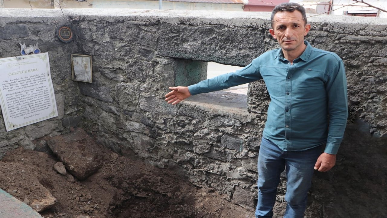 Gece yarısı türbeyi bastılar! Göz göre göre talan edildi, Erzurumlular soluğu orada aldı