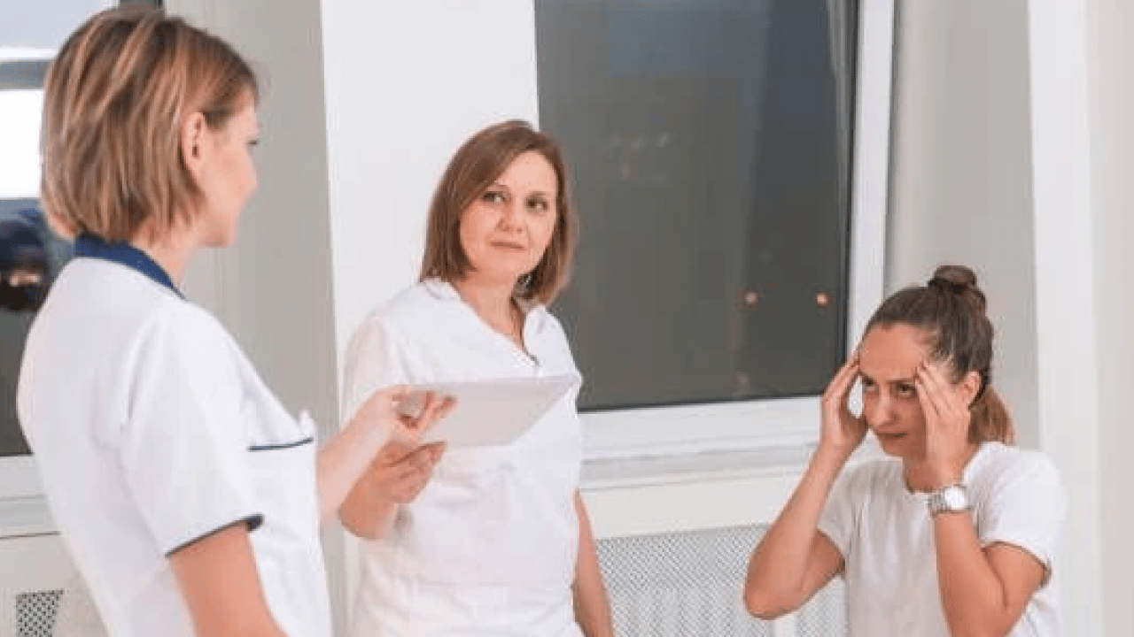 Foto - Geçmeyen baş dönmesine dikkat! Bakın hangi hastalıkların belirtisi