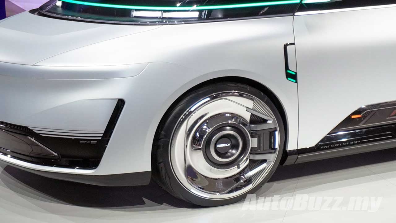 Geely, robotaksisini tanıttı! İnsan gibi düşünebiliyor