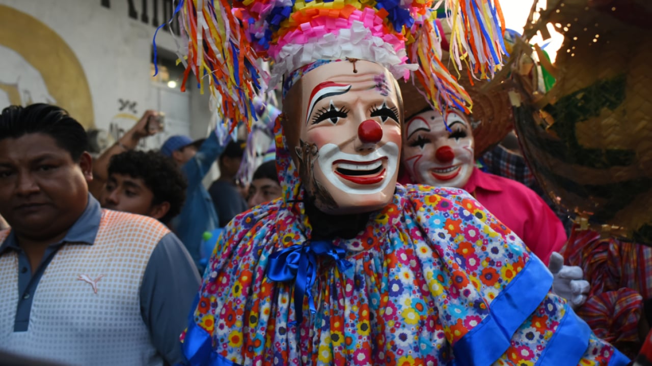 Foto - Gelenek adı altında kültürel yozlaşma: Meksika’da Santo Entierro festivalinde akıl dışı sahneler