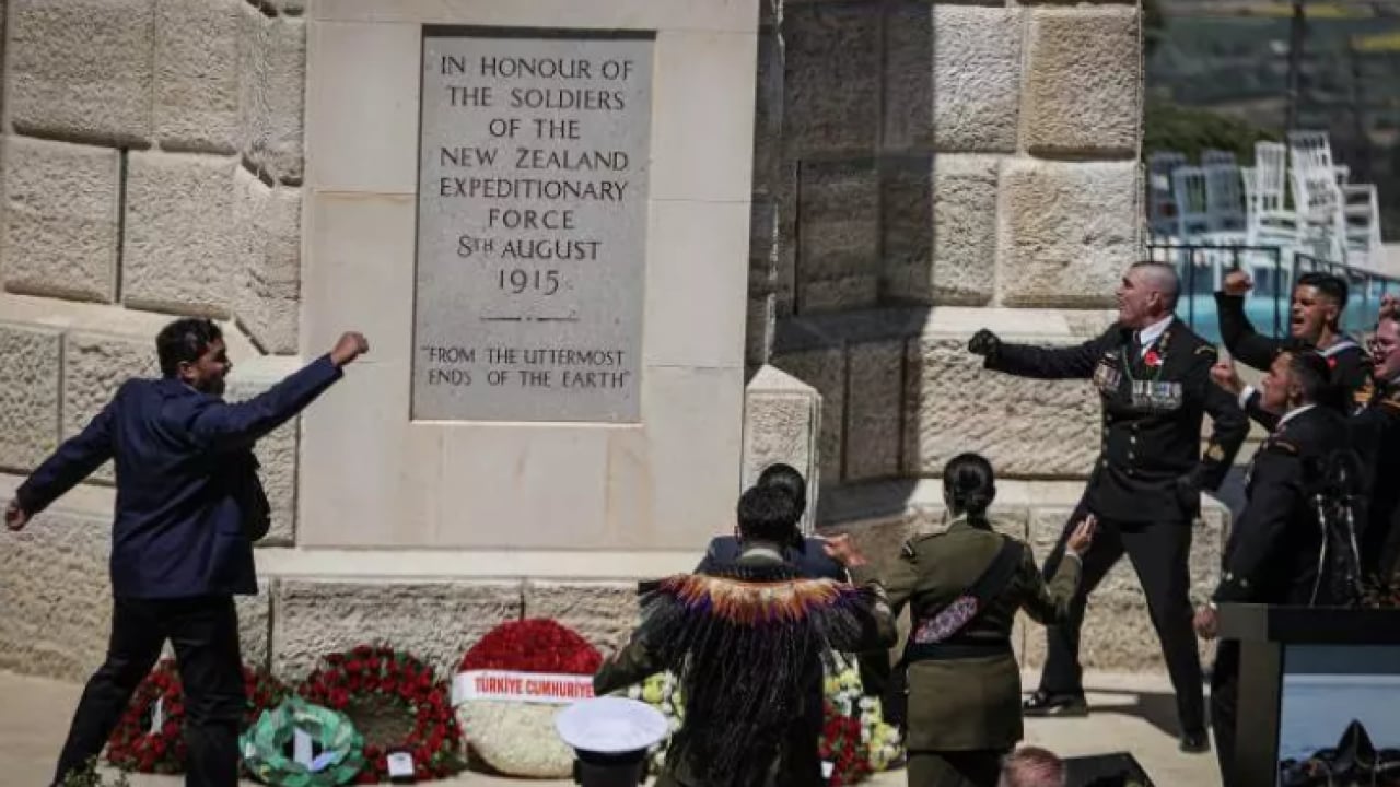 Foto - Gelibolu'da ilginç anlar: Haka dansı ile atalarını andılar!