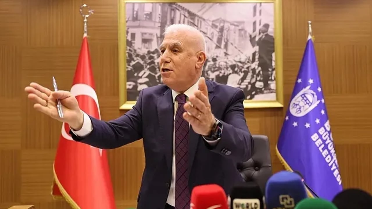 Foto - Gelin Hanım’ın Ofisi Değil, Rüşvetin Vize Merkezi! Bursa’yı Parsel Parsel Aile Havuzuna Akıtmışlar!