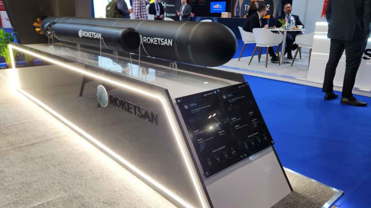 Foto - Gemiyi ortadan ikiye ayırmıştı: Türkiye'nin çok konuşulan silahı İngiltere'de sahneye çıktı 