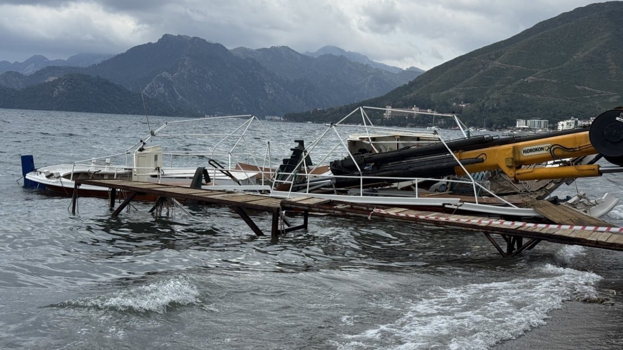 Foto - Genç işçinin feci ölümü! Vinç taşıma kolunun altında kaldı