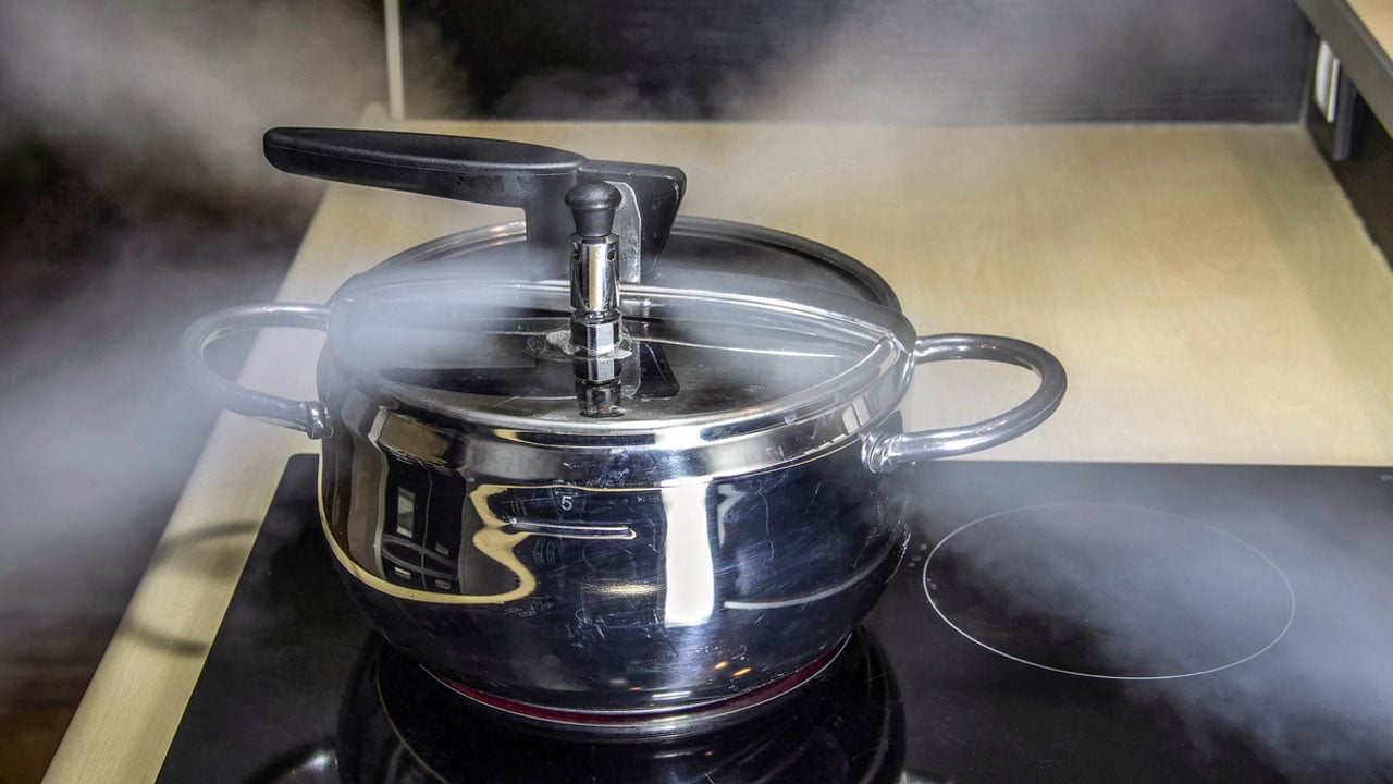 Genç kadın hayatının kabusunu yaşadı! Her evde var sonuçları ağır olabilir