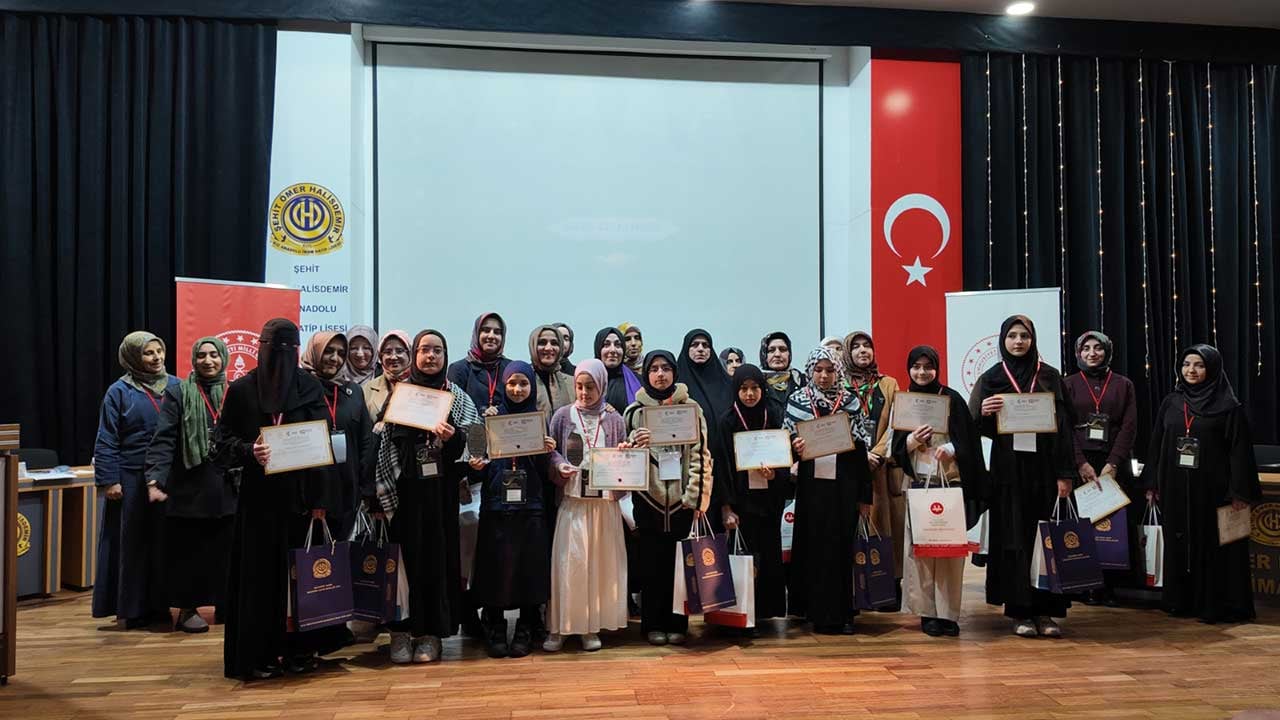 Genç Nida Kur’an’ı Güzel Okuma Yarışması Finali Çekmeköy’de yapıldı