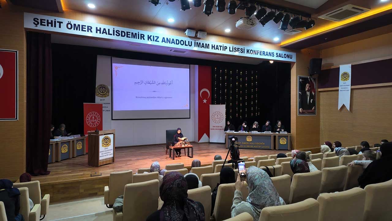 Foto - Genç Nida Kur’an’ı Güzel Okuma Yarışması Finali Çekmeköy’de yapıldı