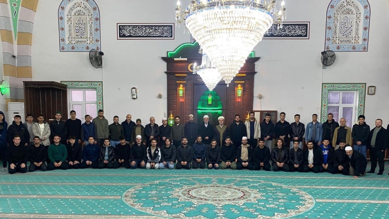 Foto - Gençler saf tuttu akıllara 28 Şubat’ın Uğur Dündar’ı geldi! 