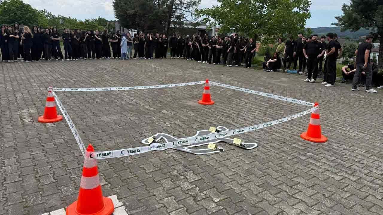 Foto - Gençlere tane tane anlatıldı: ‘Tütünden Uzak Dur’ etkinliği