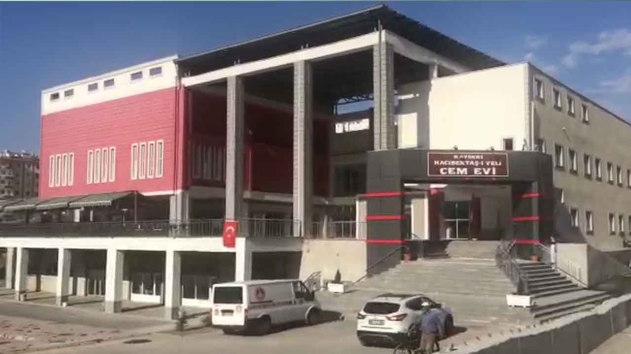 Foto - Genel Merkeze yürüme kararı! Alevilerden CHP'ye yaylım ateşi