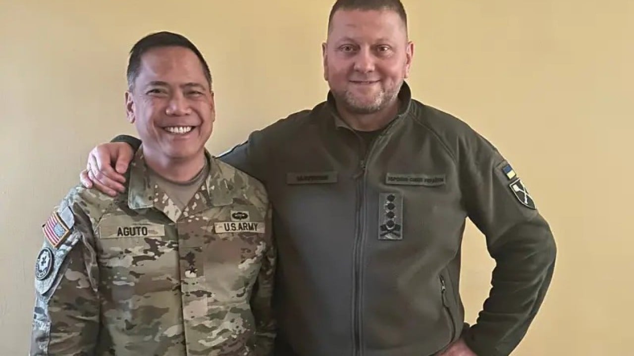 Foto - General hassas ve gizli belgeleri trende kaybetti! Büyük skandal patlak verdi