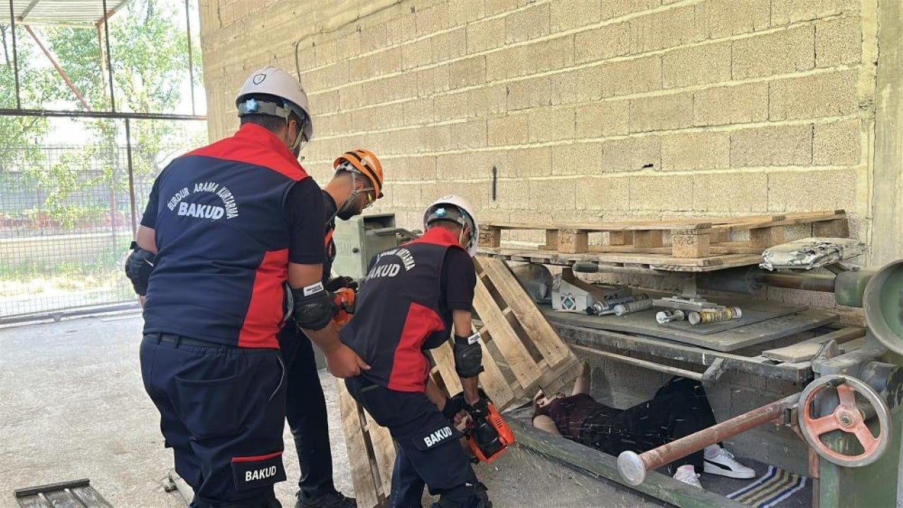 Foto - Gerçek gibi fırtına tatbikatından tam not aldılar