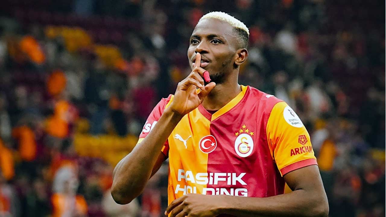 Foto - Gerçekçi görmediler! Osimhen transferi direkten döndü