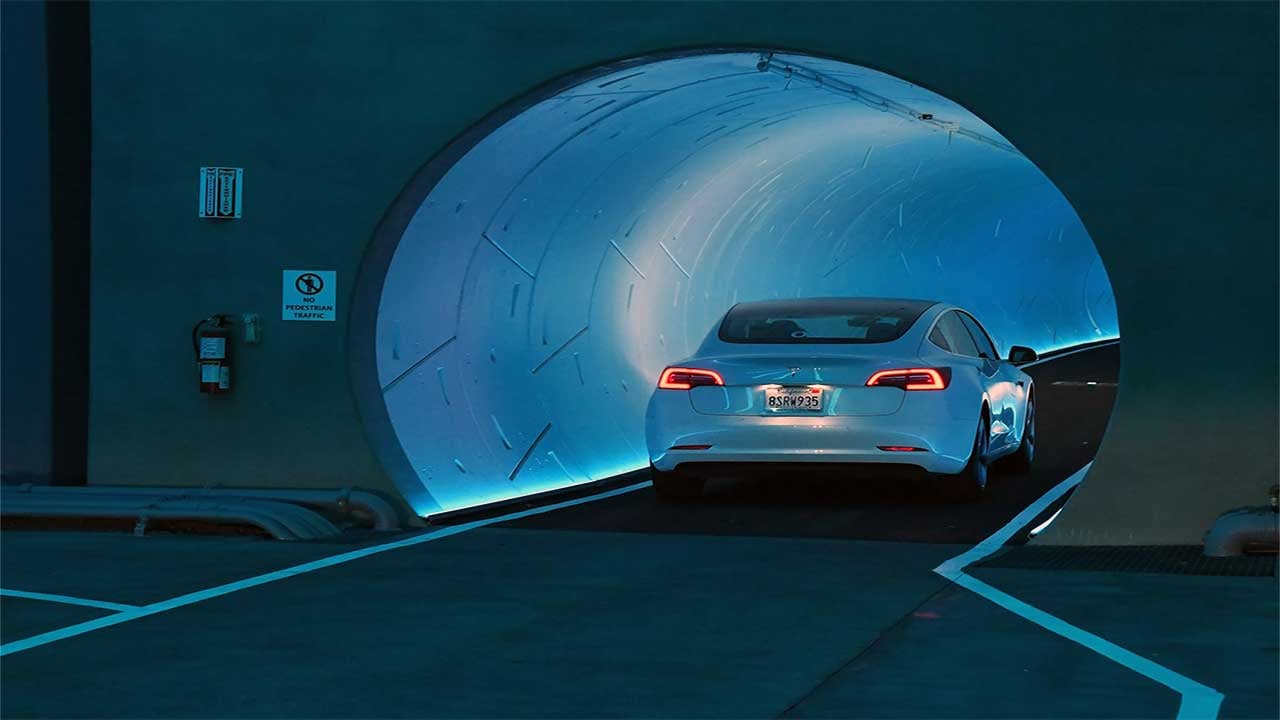 Foto - Gerçekleşmesi zor görülüyordu! Elon Musk’ın yeraltı ulaşım projesi havalimanına yolcu taşıyor