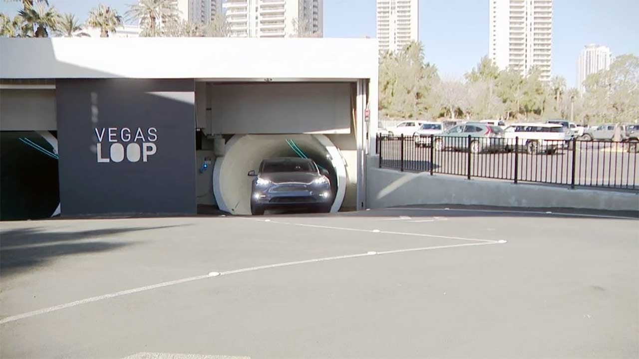 Foto - Gerçekleşmesi zor görülüyordu! Elon Musk’ın yeraltı ulaşım projesi havalimanına yolcu taşıyor