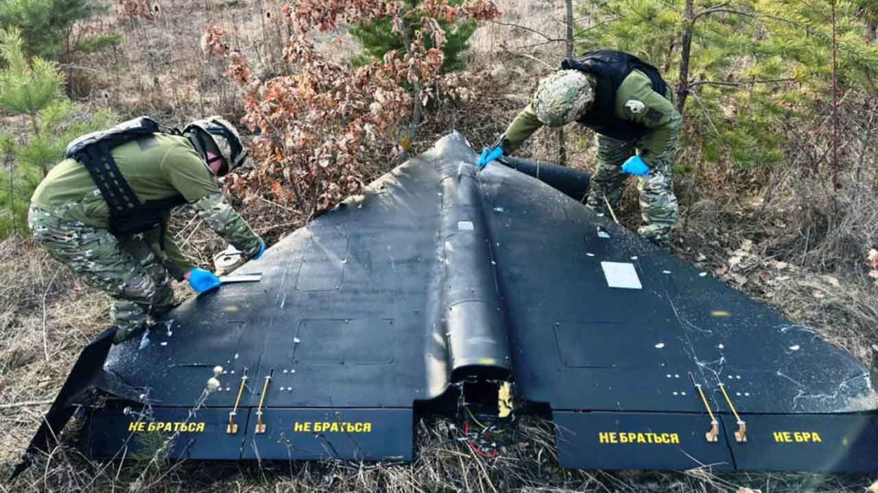 Foto - 'Gerekirse Türkiye'yi havaya uçururuz' diyorlardı: 1000 kilometre menzilli İHA'yı duyurdular