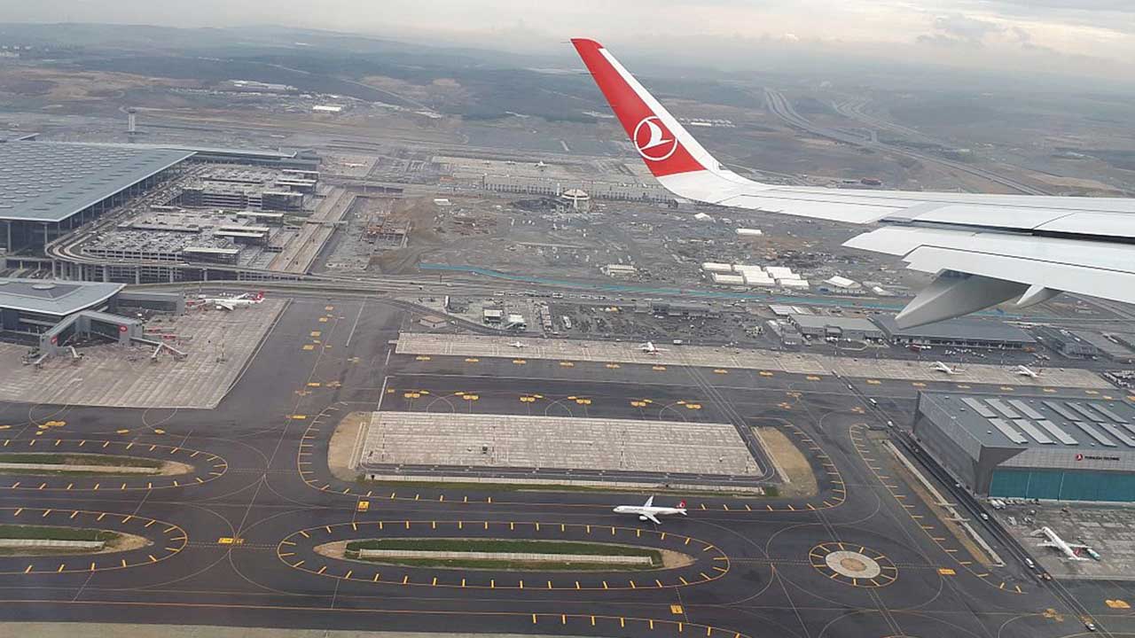 Foto - Gezi zekalıların karşı çıktığı İstanbul Havalimanı günlük 1437 uçuşla Avrupa'nın en yoğun havalimanı