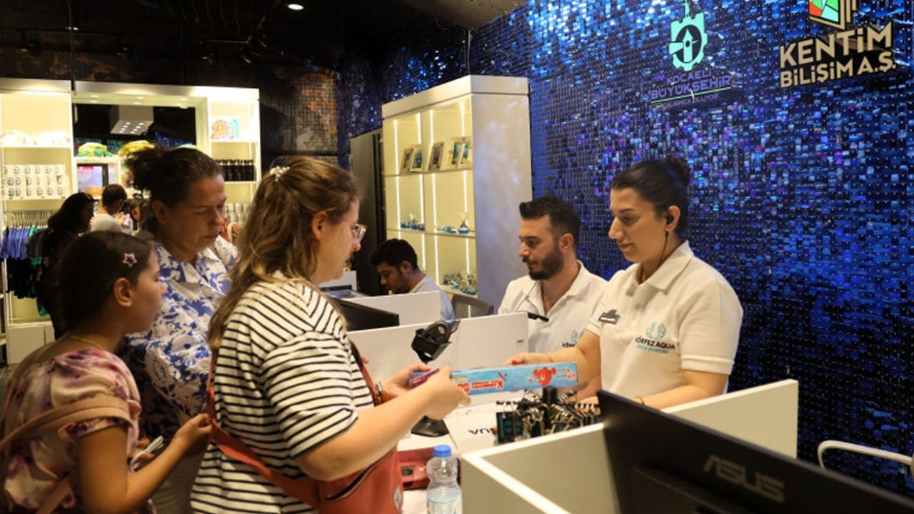 Foto - Gezisinin sonunda herkes buraya uğruyor! Körfez Aqua ziyaretçilerin yeni gözdesi oldu