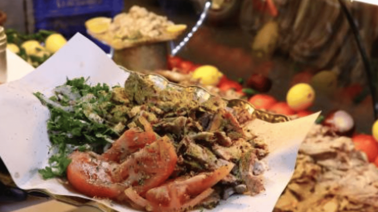 Foto - Sokak lezzetleri gıda zehirlenmesi riskini artırıyor...