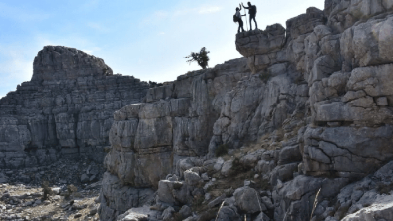 Foto - Giden Gelmez Dağları 100 metrelik uçurumlarıyla korkutuyor