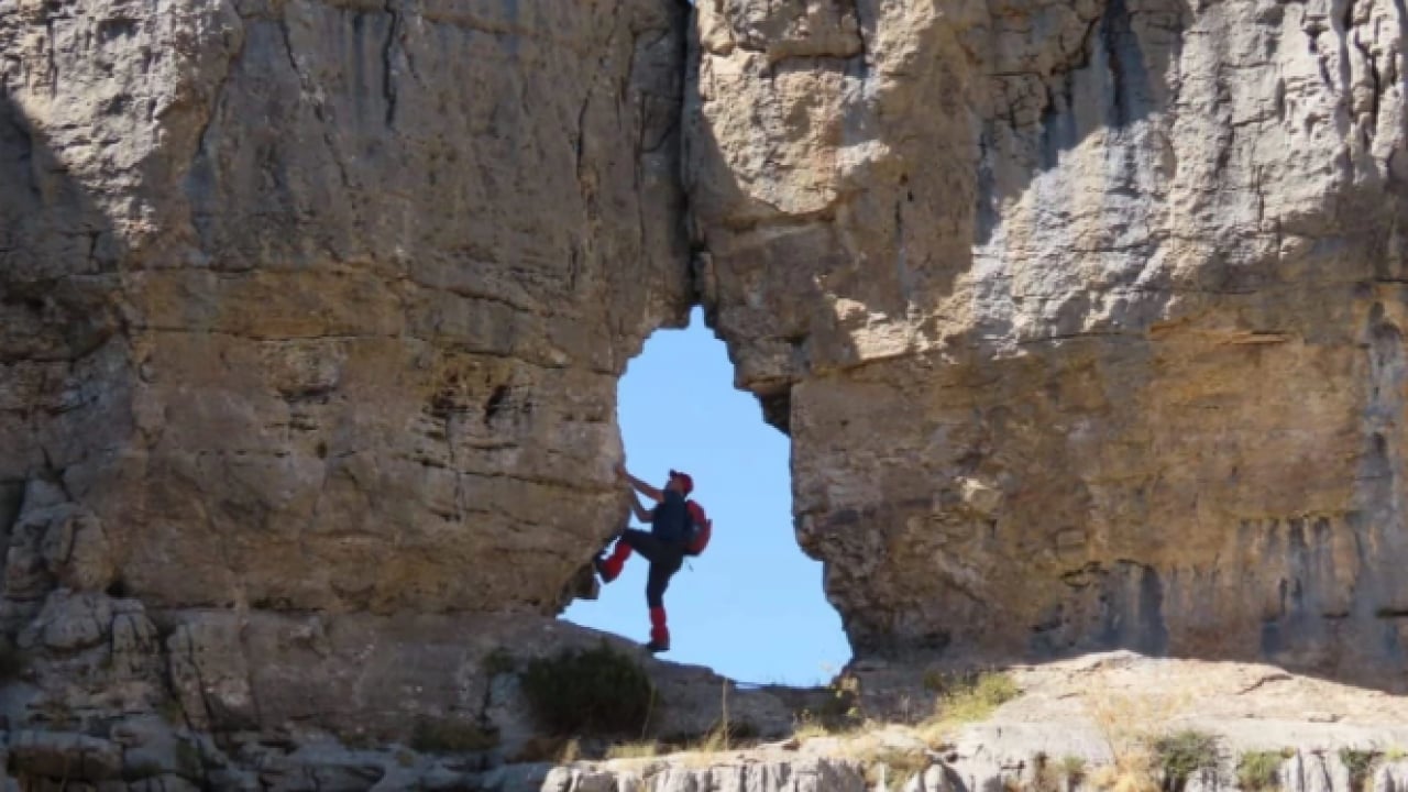Foto - Giden Gelmez Dağları 100 metrelik uçurumlarıyla korkutuyor