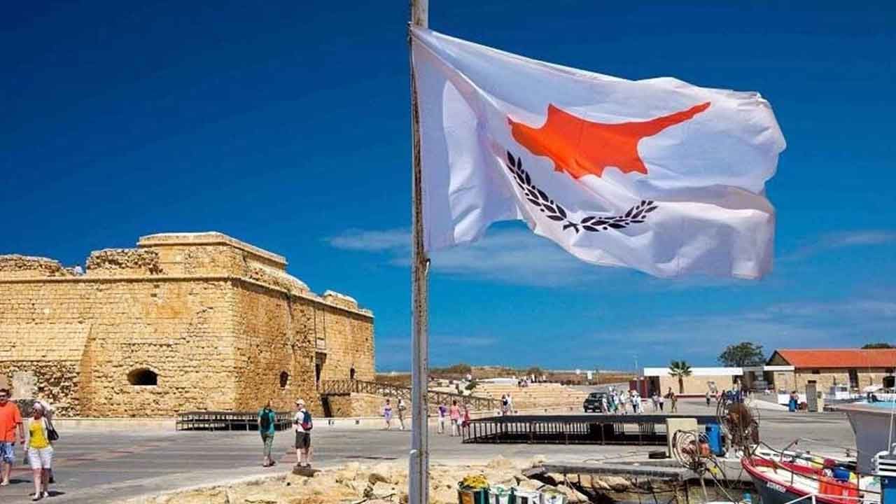 Foto - Giorgos Koumoullis'ten olay itiraf: Türkiye'yi savaşta yeneceğimize inanan cahiller var