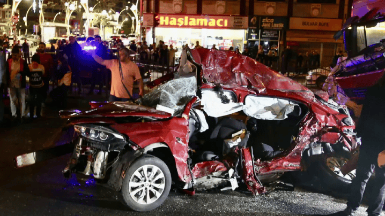 Foto - Giresun'da katliam gibi kaza: Çok sayıda ölü var!