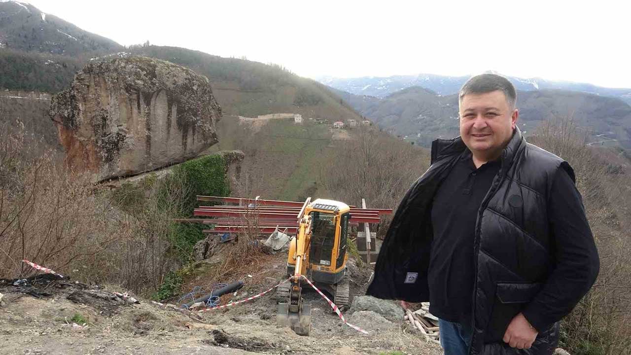Giresun'un yerçekimine meydan okuyan mucizesi! 'Gelin Kayası' turizm dünyasının yeni gözdesi oluyor