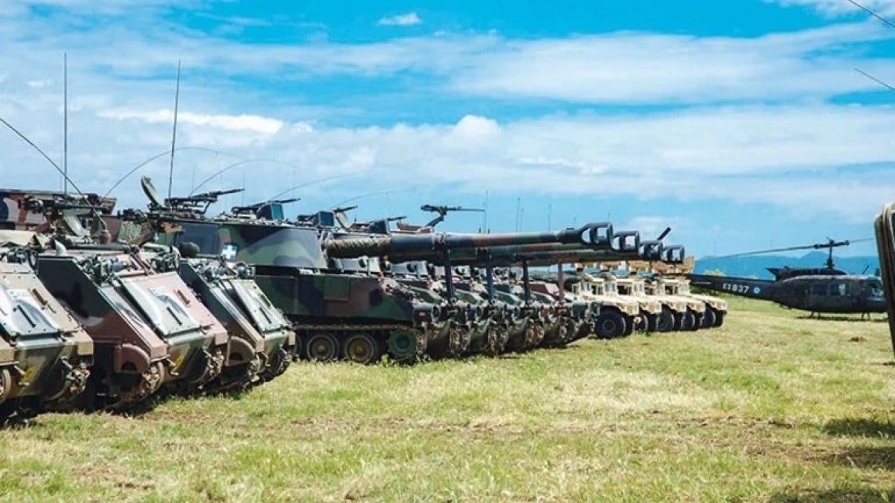 Foto - Girişler yasaklandı: İHA'lar Türkiye'ye karşı havalandı, zırhlı araçlar, tanklar yürümeye başladı