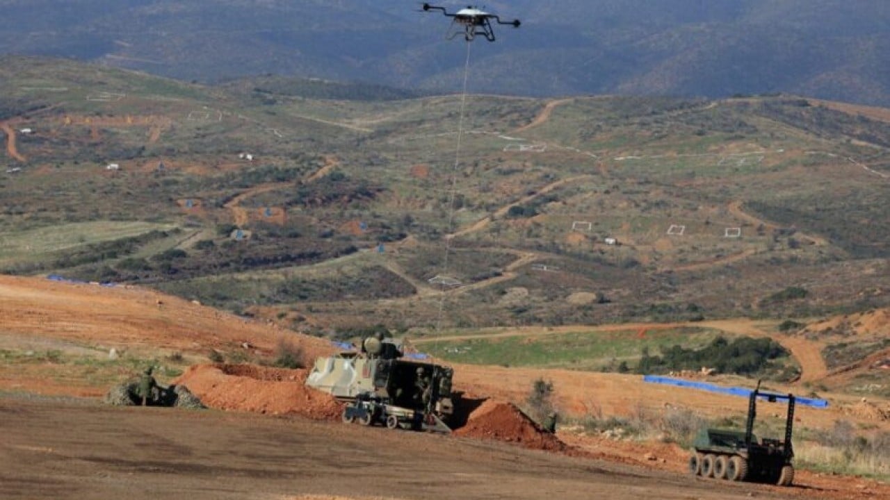 Foto - Girişler yasaklandı: İHA'lar Türkiye'ye karşı havalandı, zırhlı araçlar, tanklar yürümeye başladı