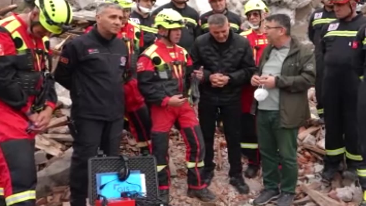 Foto - GIS-FRANCE ekibini ağırladılar Düzce İtfaiyesi’ne Fransa’dan destek geldi