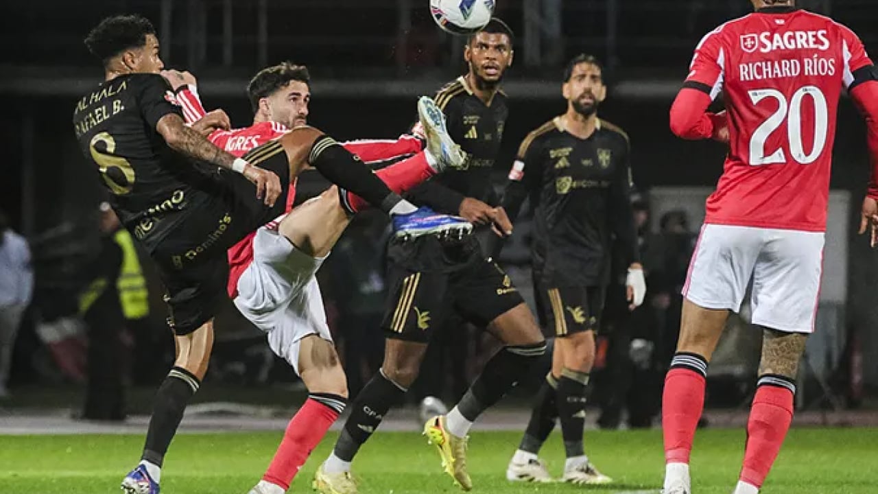 Foto - Gittiği her yerde huzursuzluk çıkarıyor! Mourinho'dan radikal Rafa Silva kararı