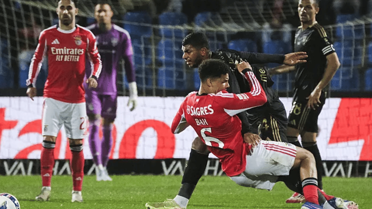 Foto - Gittiği her yerde huzursuzluk çıkarıyor! Mourinho'dan radikal Rafa Silva kararı