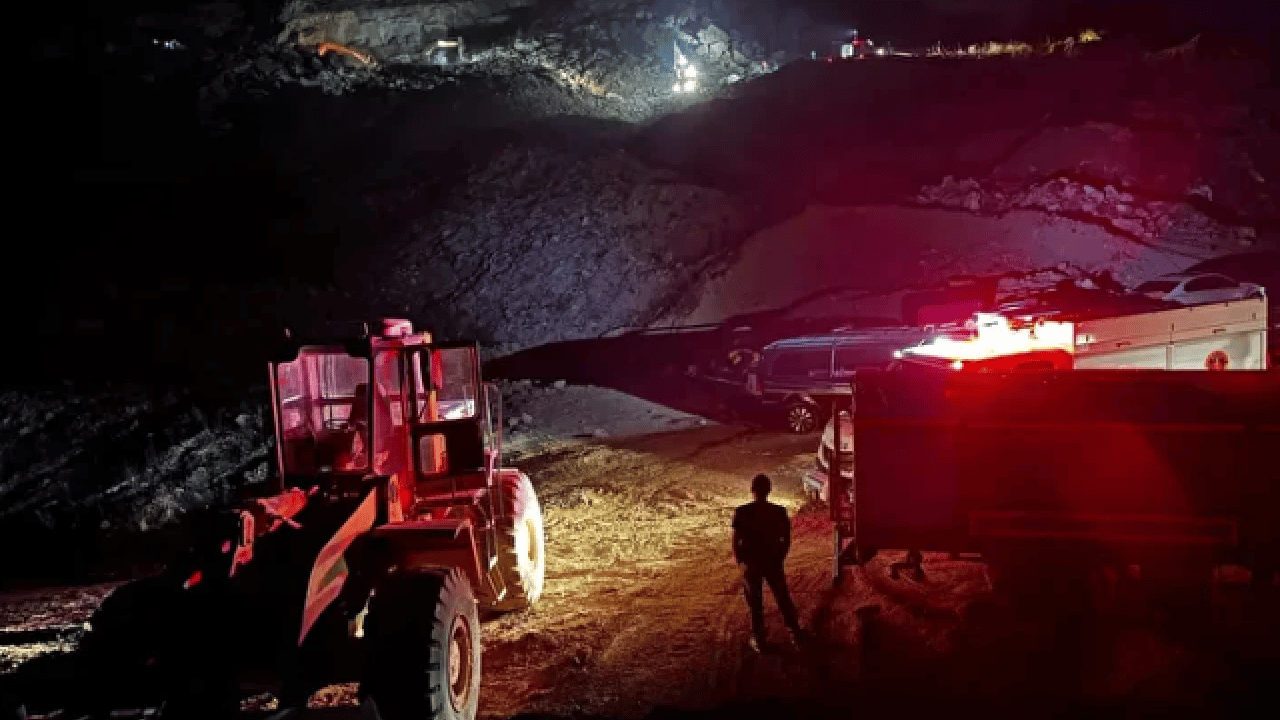 Foto - Göçük faciasında acı haber! Burak Kilci’nin cansız bedenine ulaşıldı