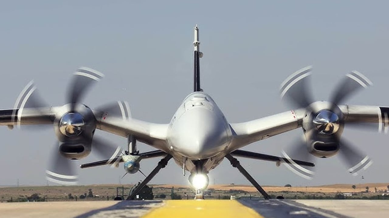 Foto - Göklerin yeni kralı imzasını attı! AKINCI TİHA, o ülkede Çin yapımı hava savunma sistemini tek atışla avladı