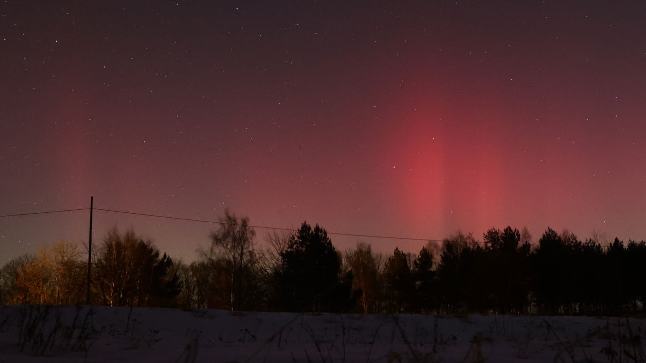 Gökyüzü alev aldı! Polonya semalarında masalsı gece