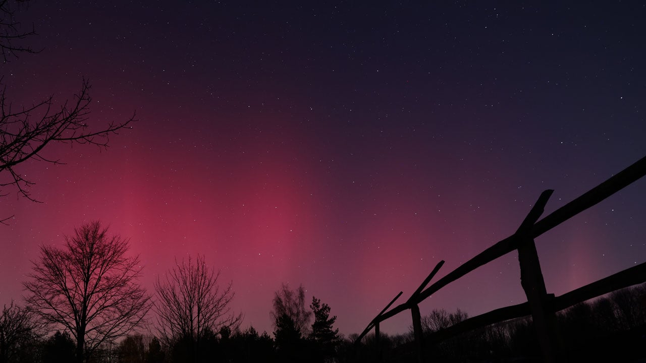 Foto - Gökyüzü alev aldı! Polonya semalarında masalsı gece