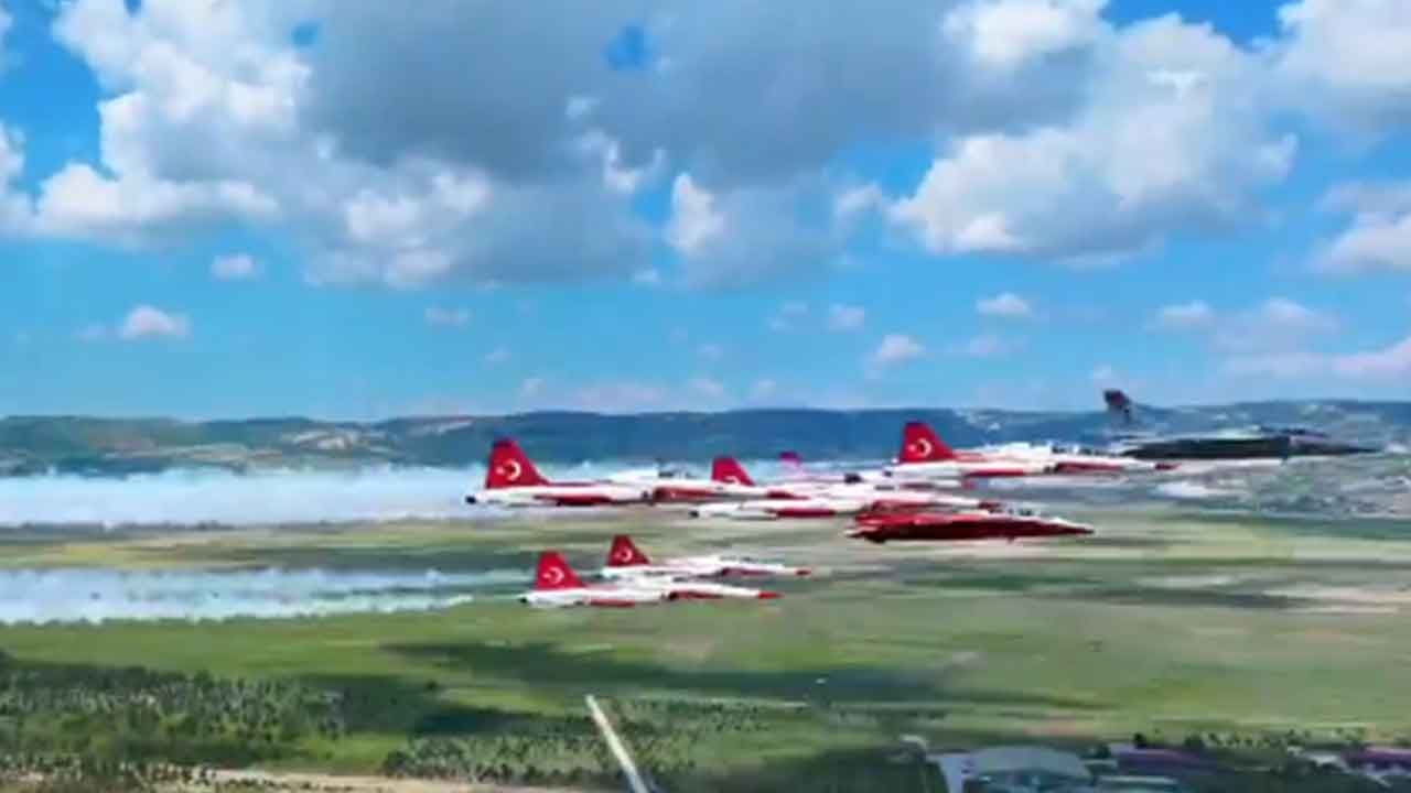Foto - Gökyüzünde bir ilk: SSB duyurdu, Hürjet'ten tarihi haber az önce geldi