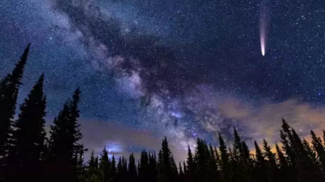 Foto - Gökyüzünde Nisan ayı şöleni: Güneş’e dokunan kuyruklu yıldız geliyor! Şimdiye kadar keşfedilenlerin en büyüğü olabilir 