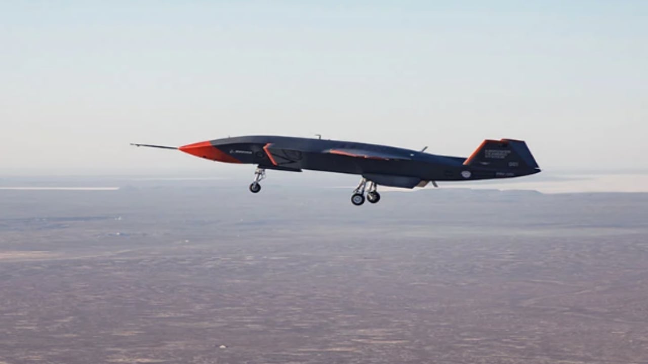 Foto - Gökyüzünde oyun değiştiren hamle! Savaş uçaklarının yeni "sadık kanat adamı" sahneye çıkıyor